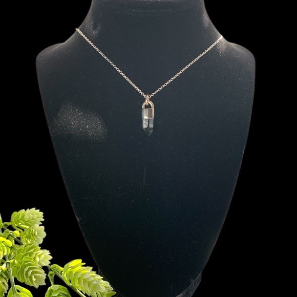 Numi Olive Crystal Quartz Pendant Necklace - Picture 12 of 16